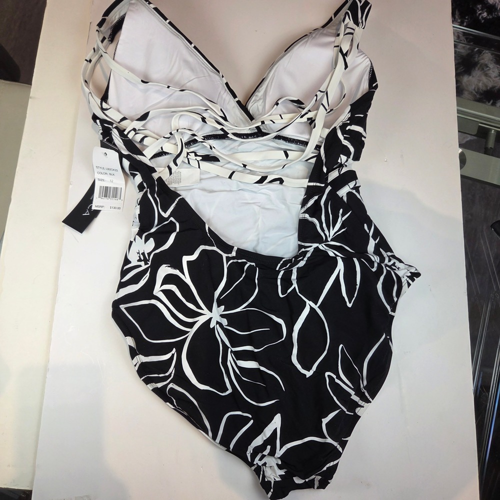 La Blanca One Piece Women 12 Black Floral Tummy Control Crisscross Strap 856 NWT - Picture 8 of 14
